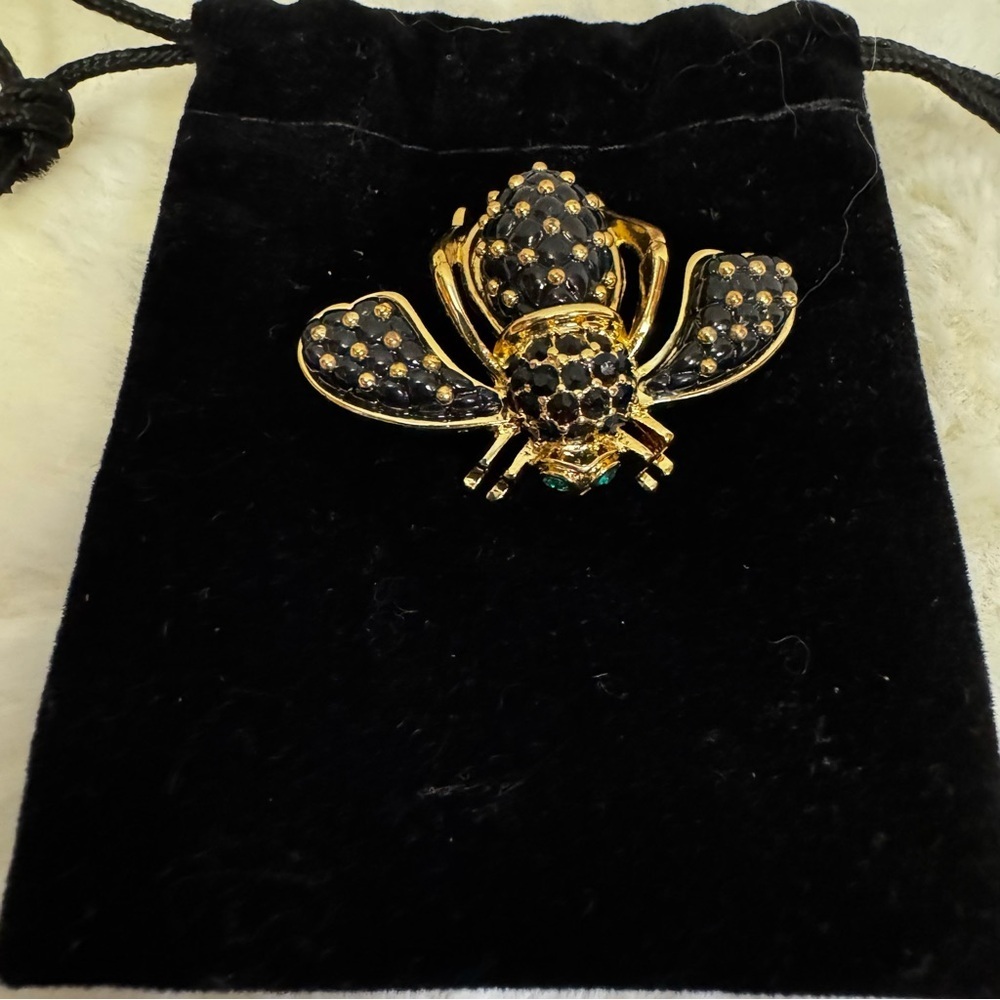 Joan Rivers Collection Gold Tone Black Green Bee Brooch Pin Crystal Pave Stones - Picture 10 of 13